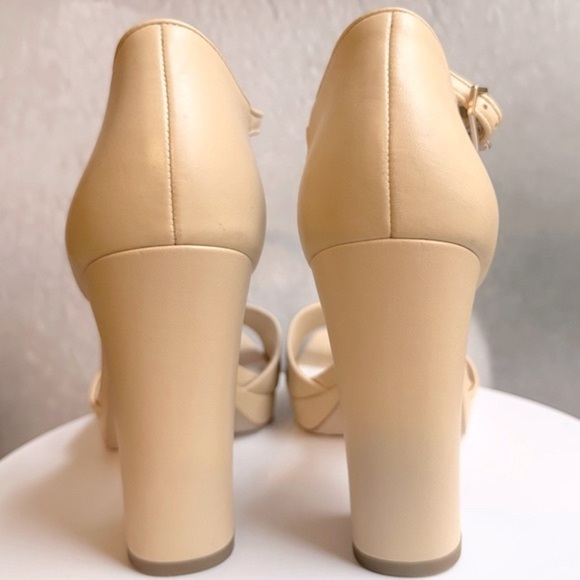🌸FRANCO SARTO🌸 Dima Beige Leather Ankle Strap
Heeled Sandals Size: 10 - Picture 7 of 13